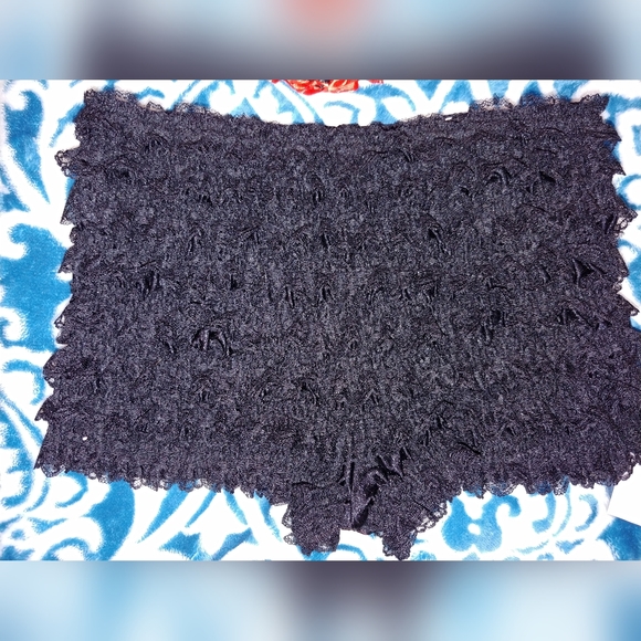 Burlesque Costume. Size Small/Med. Red and Black. - Picture 7 of 7